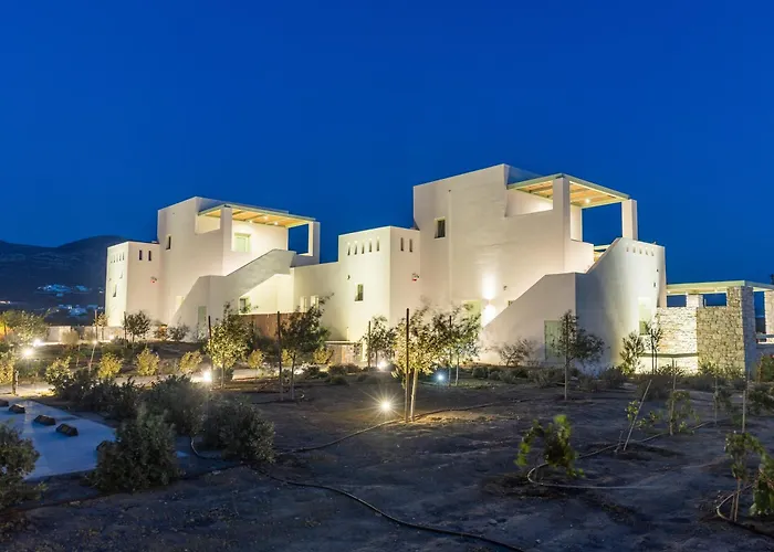 Plioni Villas & Suites